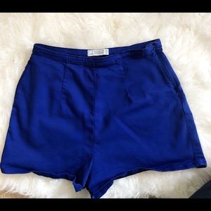 Blue high wasted shorts!